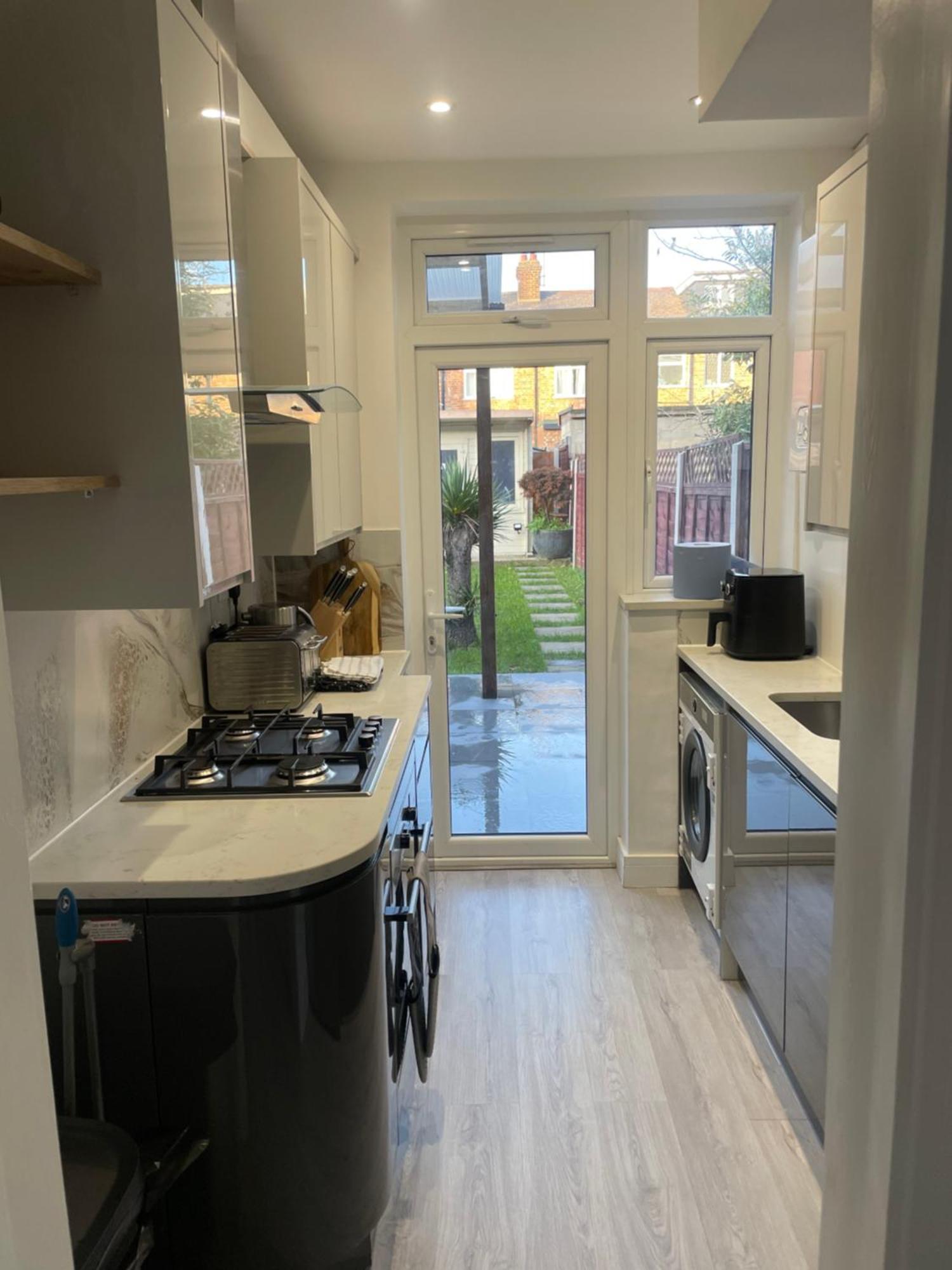 Modern Home With Driveway Parking For 2 Vehicles, Near Tottenham Hotspur Stadium, White Hart Lane Train Station Londra Dış mekan fotoğraf